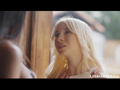 ❤️ U-Girl ufika ekhaya ezinyangeni ezimbalwa kamuva futhi ugcina edla ingquza kasingamama wakhe Izocansi ku-zu.fulldesisex.ru